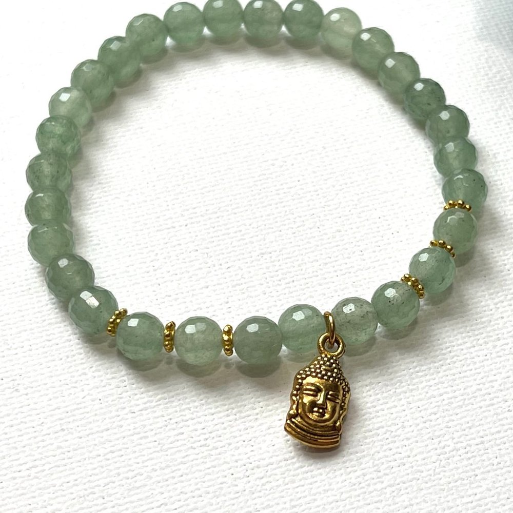 NWT Green Aventurine 6mm Bracelet With Gold Buddha Charm